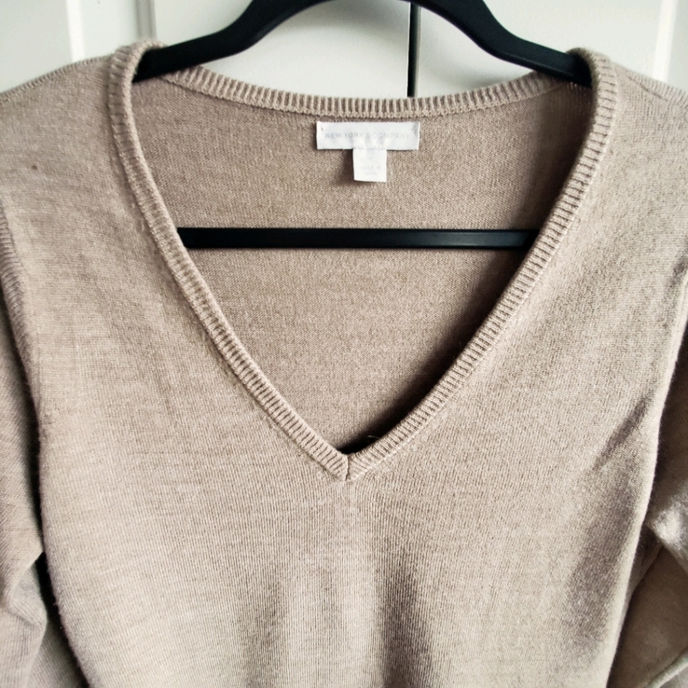 V-neck Sweater
